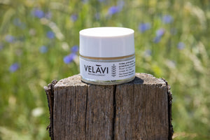 Velavi crème prévention premières rides, anti ride naturel au miel royal et  à l'acacia, certifiée bio et fabriquée en Auvergne. 